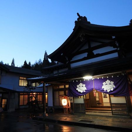 Отель Kyuhonbo Hisayamakan Нагано Экстерьер фото